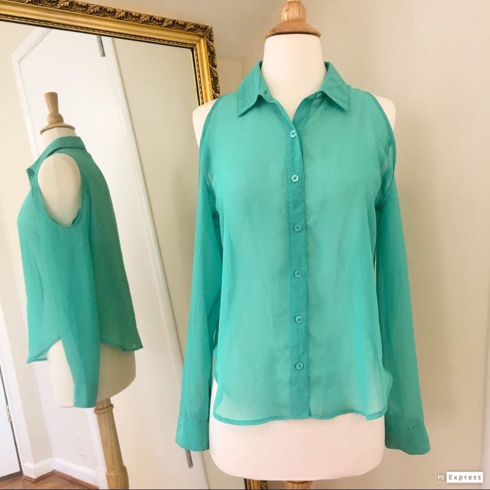 Nollie cutout shoulder button down teal shirt